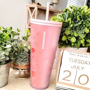 Starbucks 💋Lip Cup